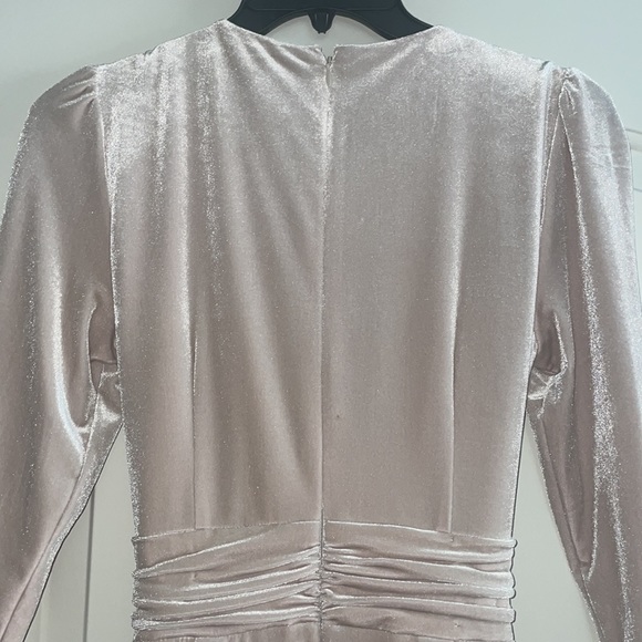 Antonio Melani Miranda Velvet Jumpsuit size 2 NWT V-Neck Tie Waist Wide Leg - Picture 9 of 11